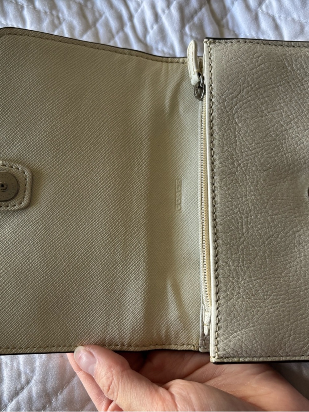 COACH Leather Crossbody wallet - Picture 9 of 10
